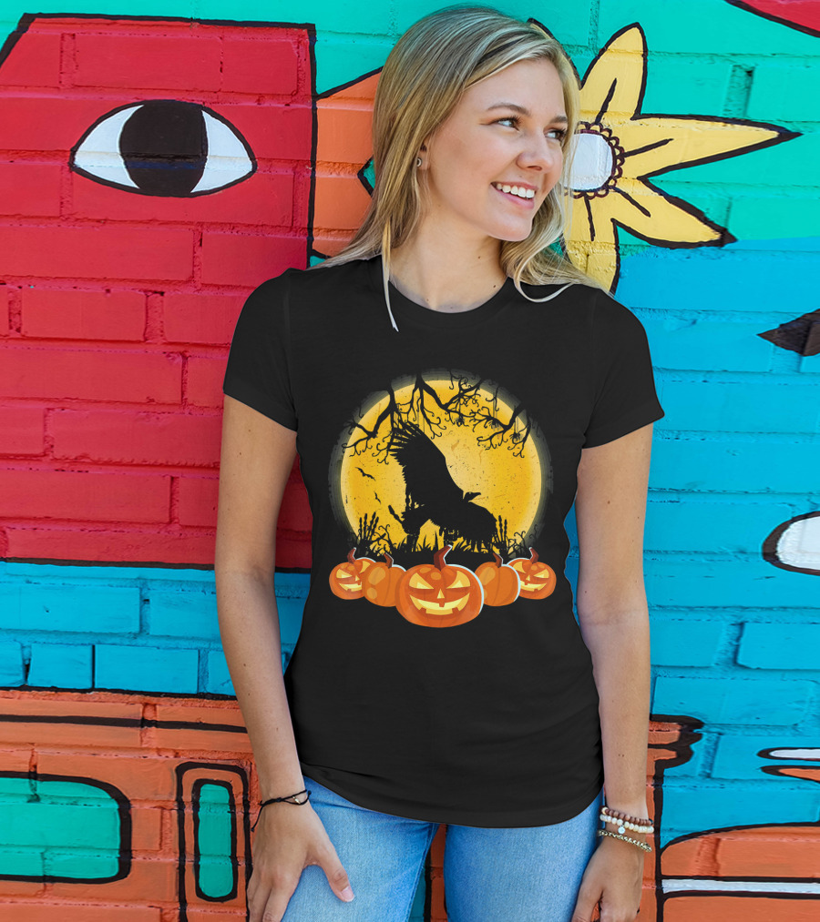 Vulture Silhouette With Pumpkins And Full Moon Halloween Scene T-Shirt