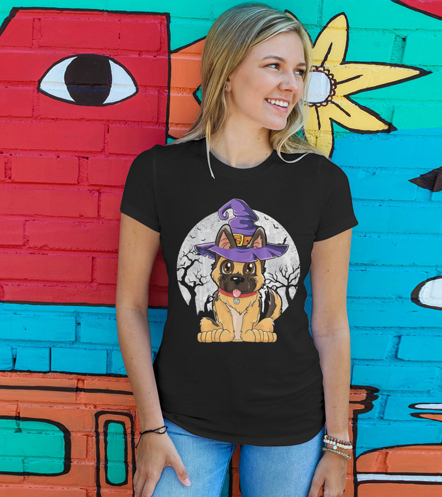 German Shepherd Witch Halloween Moon Background T-Shirt