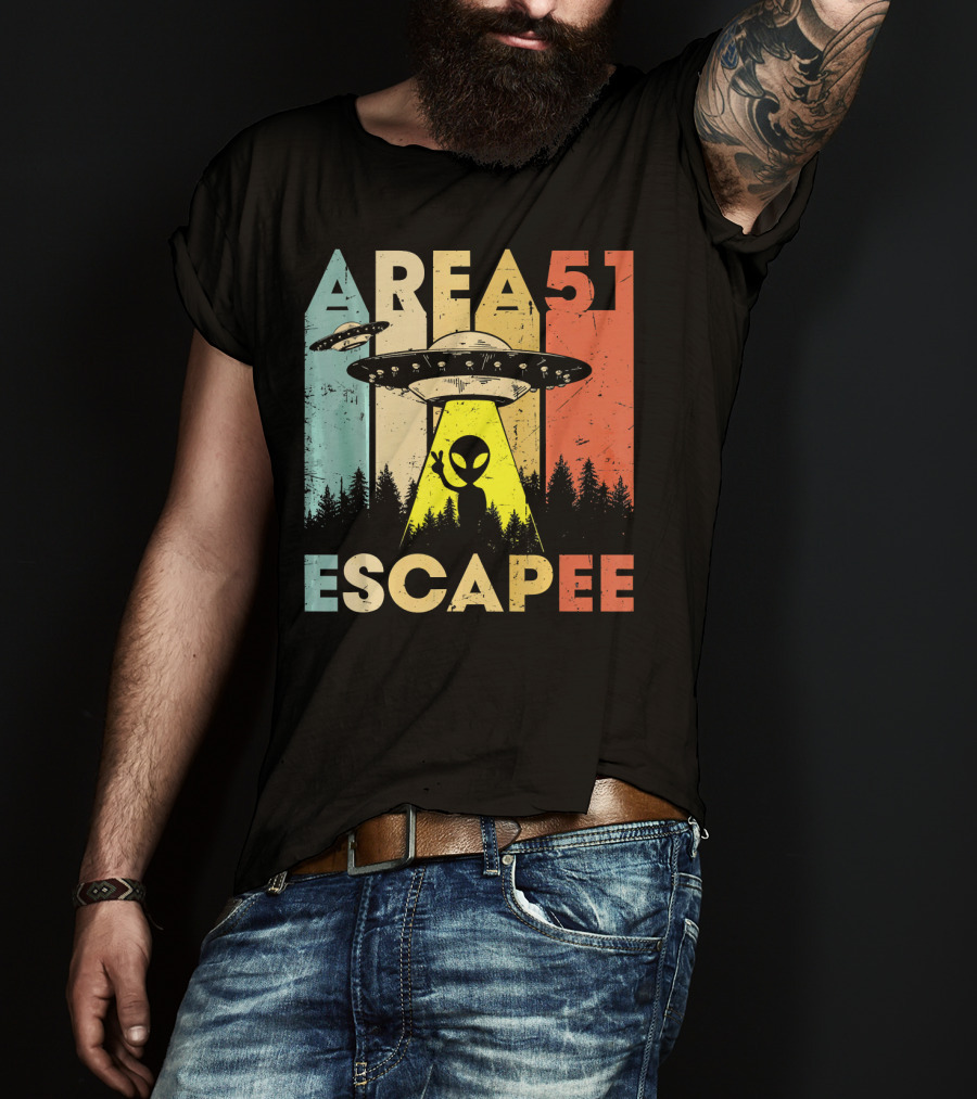 Area 51 Escapee UFO Alien Vintage Halloween Costume T-Shirt