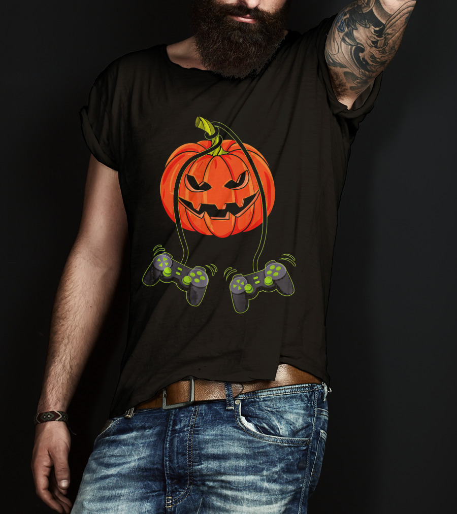 Jack O Lantern With Dual Video Game Controllers T-Shirt