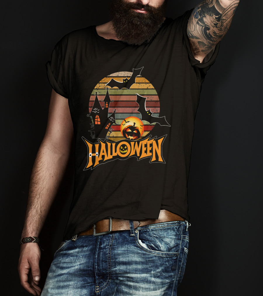 Halloween Retro Scary Trick Or Treat Haunted House Bats Pumpkin T-Shirt