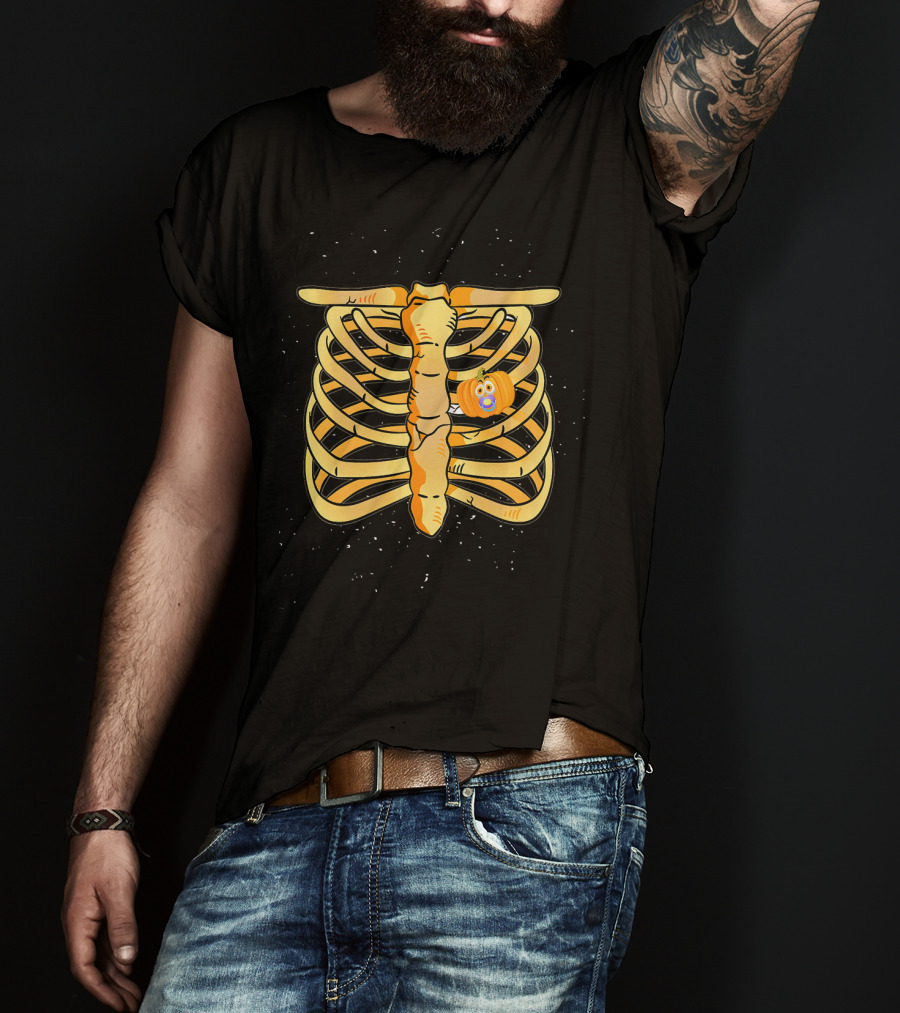Pregnant Skeleton Announcement Pumpkin Baby Bump Ribcage Halloween T-Shirt