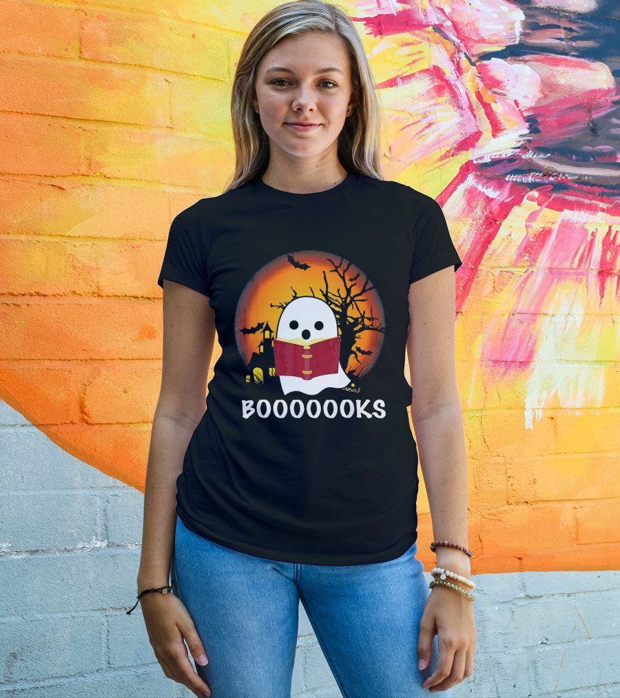 Boo Read Books Halloween Boooooooks Ghost With Red Book And Spooky Bats T-Shirt
