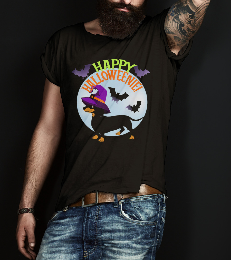 Happy Halloweenie Dachshund Wiener Dog Witch Hat Bats T-Shirt