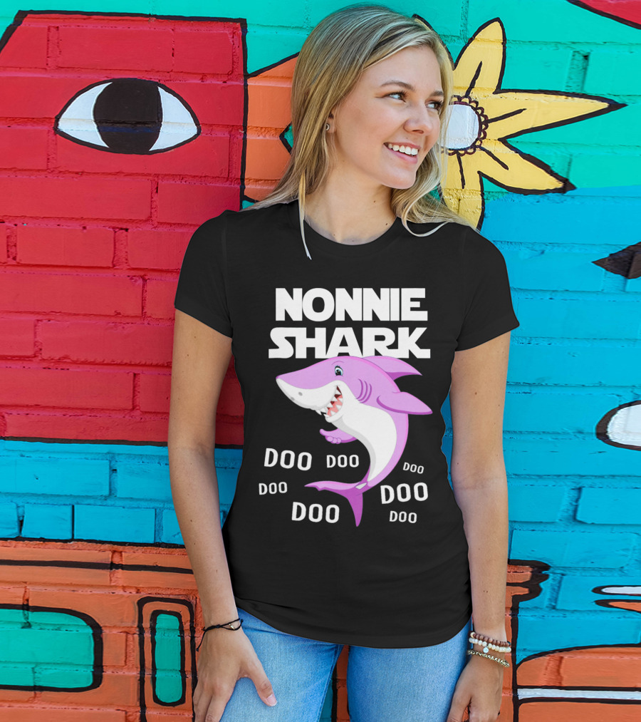 Nonnie Shark Doo Doo Doo Grandma Gift T-Shirt