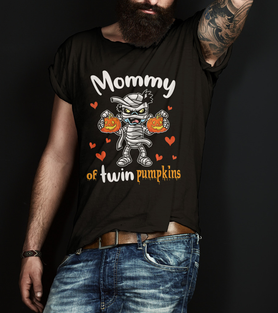 Mommy Of Twin Pumpkins Hearts Mummy T-Shirt