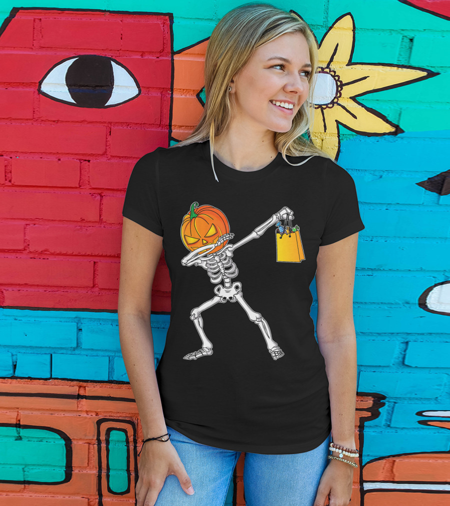 Halloween Kids Pumpkin Skeleton Dabbing With Candy Bag T-Shirt