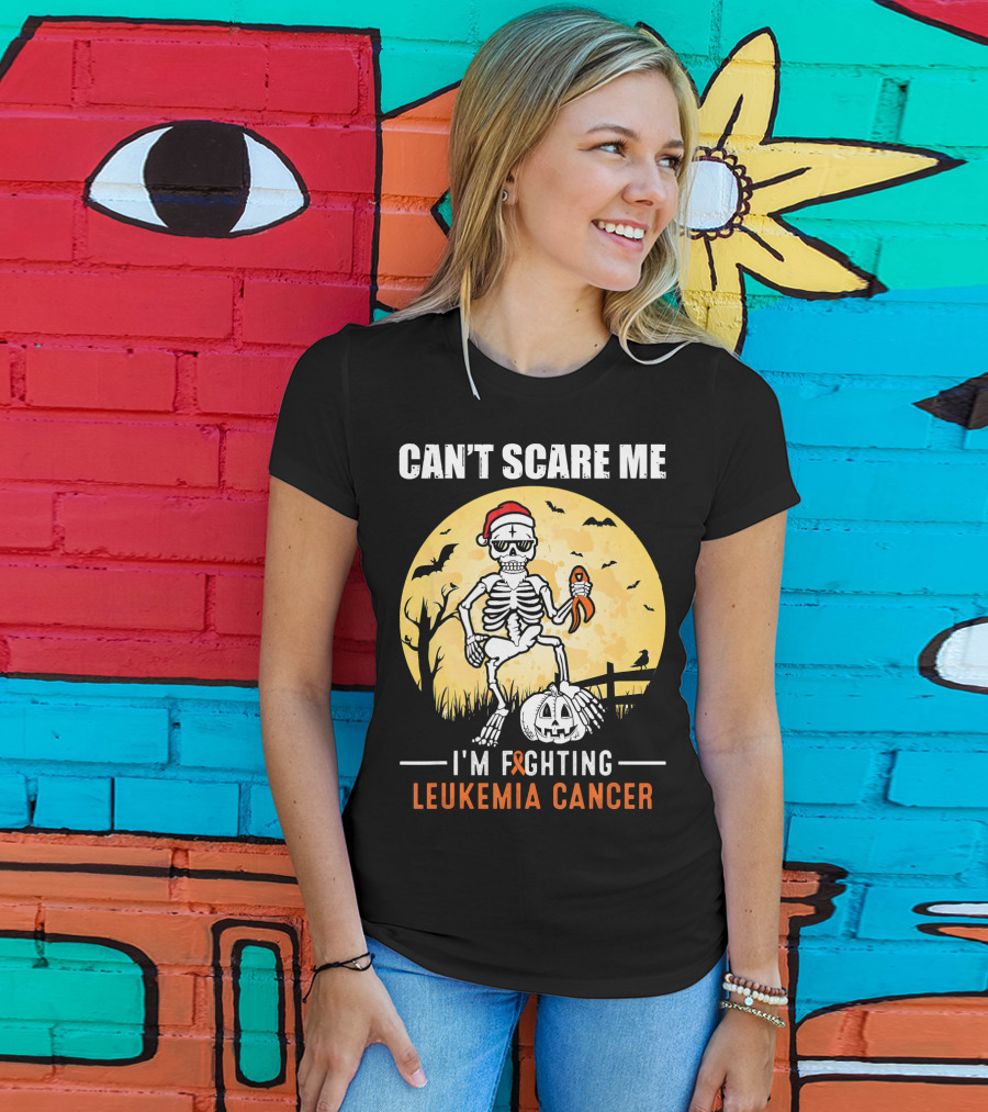 Can't Scare Me I'm Fighting Leukemia Cancer Halloween Skeleton T-Shirt