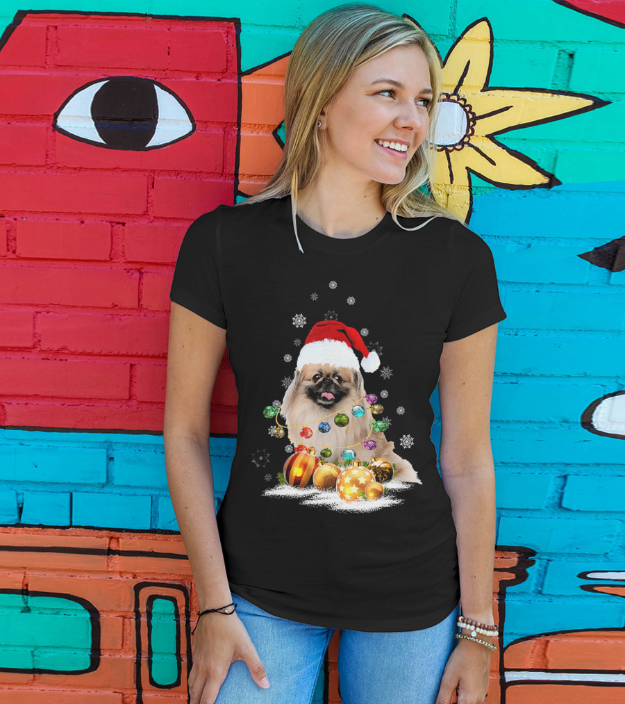 Pekingese Christmas Dog Lights With Santa Hat And Snowflakes T-Shirt