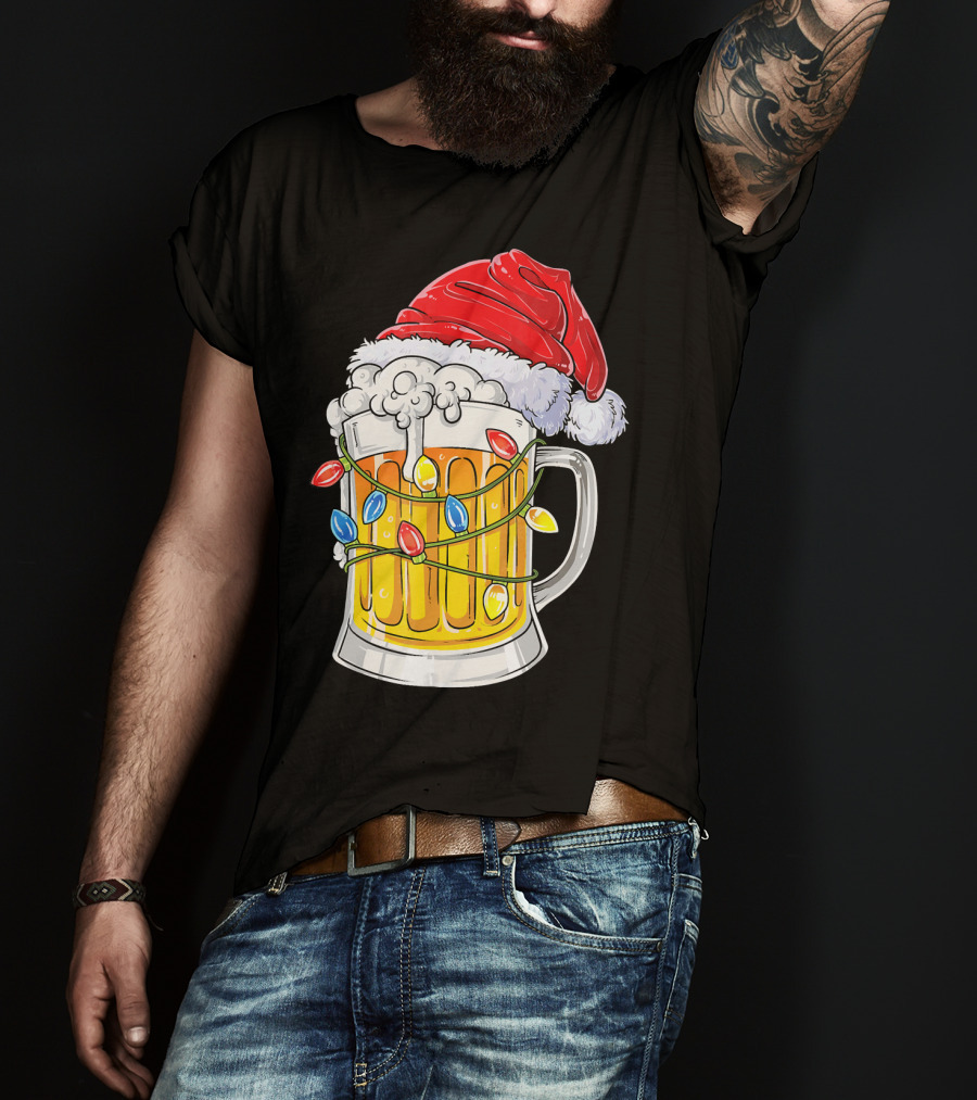 Beer Mug With Santa Hat And Christmas Lights T-Shirt