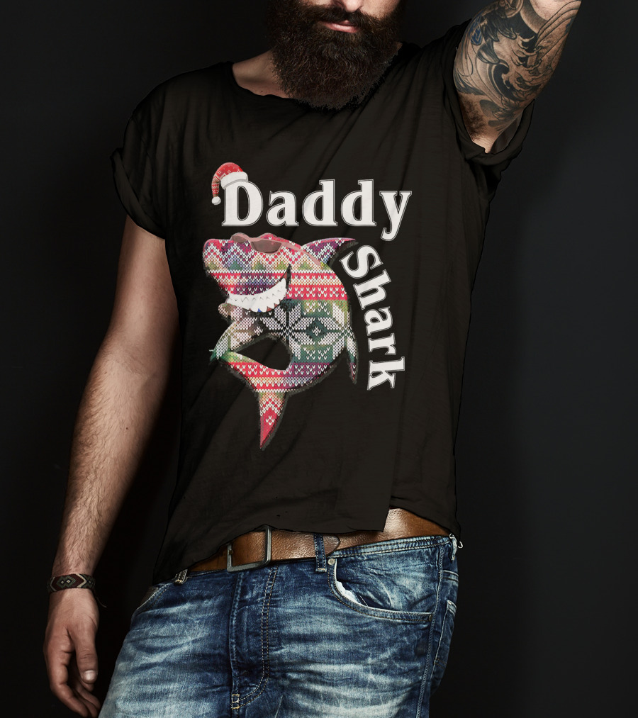 Daddy Shark Christmas Santa Hat T-Shirt