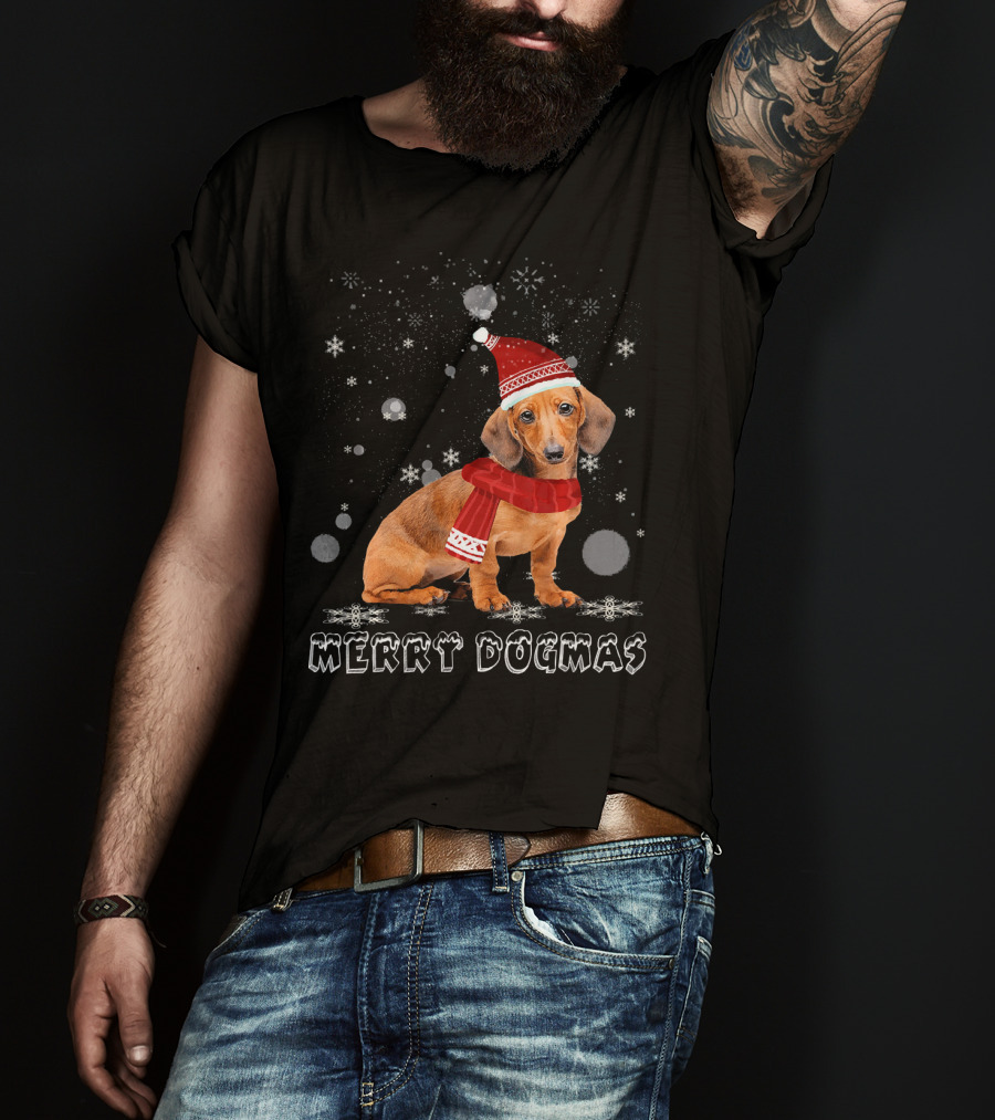 Merry Dogmas Dachshund Dog In Snow With Santa Hat And Scarf T-Shirt