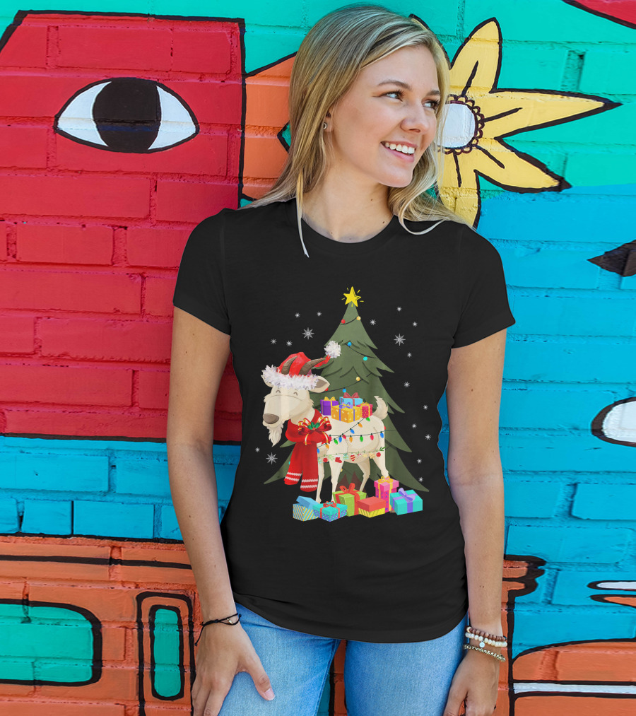 Goat Christmas Lights Funny Goat Santa Hat Presents Tree Snowflakes T-Shirt