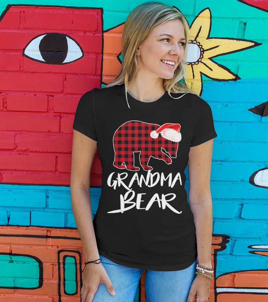 Grandma Bear Red Plaid Santa Hat T-Shirt