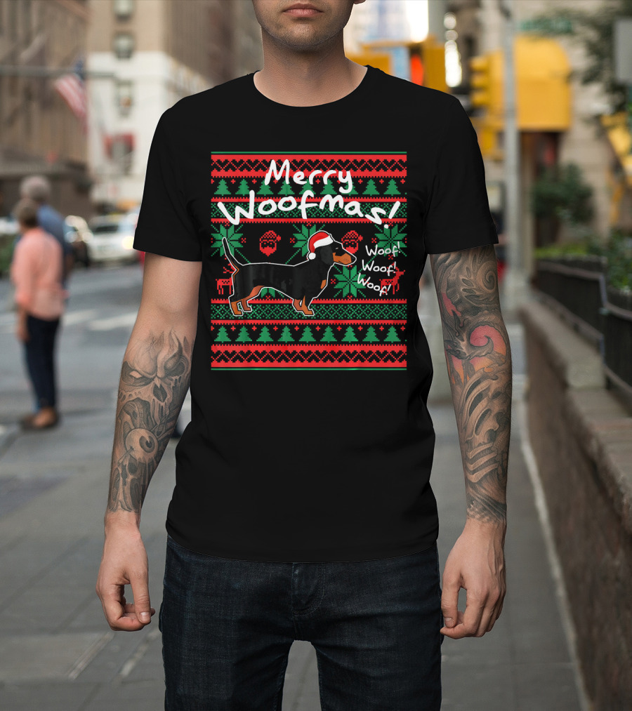 Merry Woofmas Dachshund Dog With Santa Hat Woof Woof Woof Christmas T-Shirt