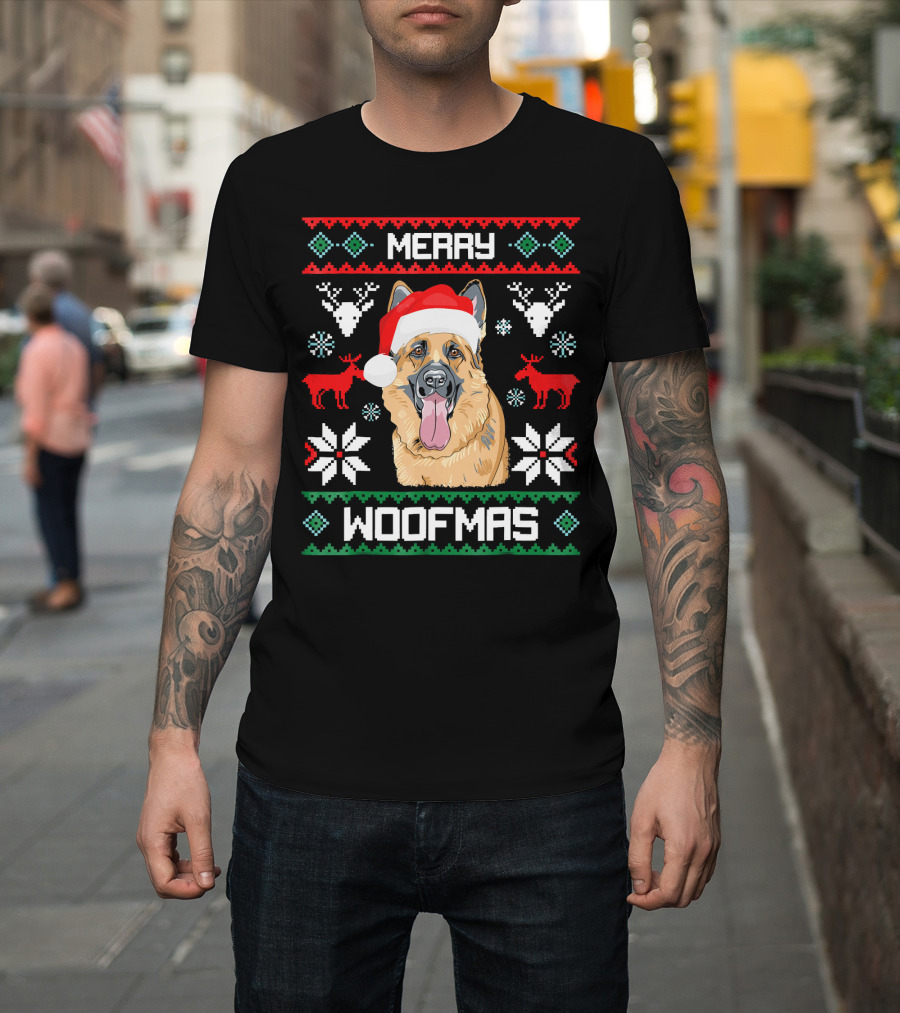 Merry Woofmas German Shepherd Santa Hat Christmas Reindeer Snowflakes T-Shirt