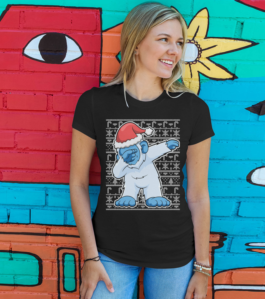 Christmas Abominable Snowman Bigfoot Dabbing Santa Hat T-Shirt