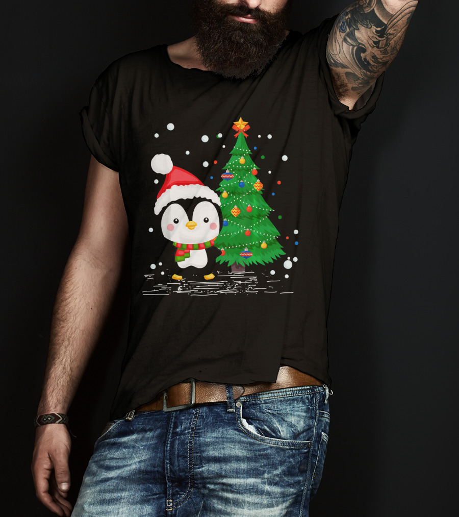 Funny Penguin Lover Santa Hat Christmas Tree Pengu T-Shirt