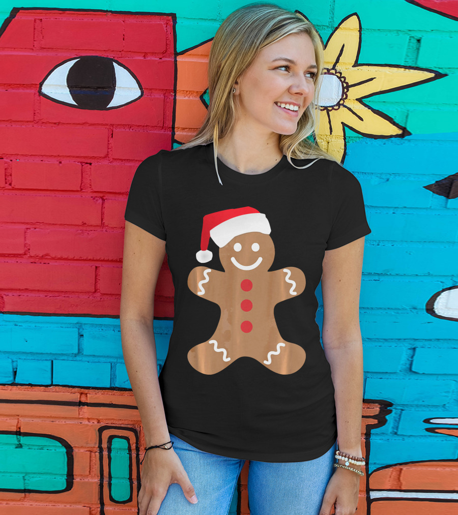 Gingerbread Man With Santa Hat Christmas T-Shirt