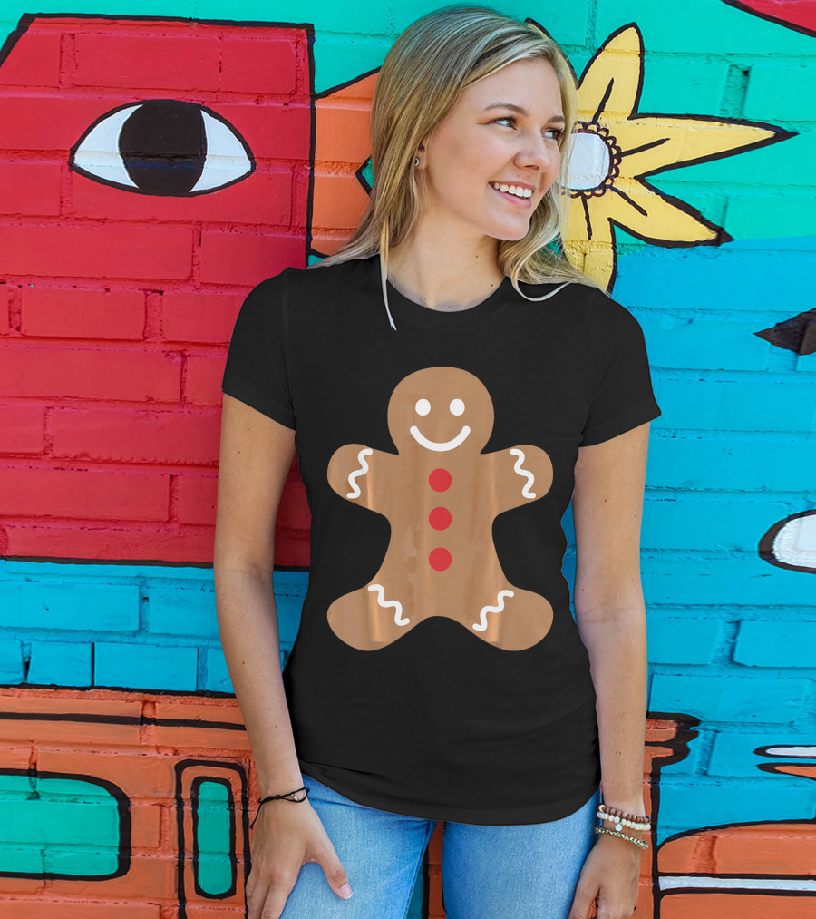 Smiling Gingerbread Man Holiday Cookie Decor T-Shirt