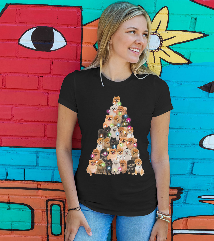 Holiday Cheer Pomeranian Christmas Tree Of Festive Pups T-Shirt