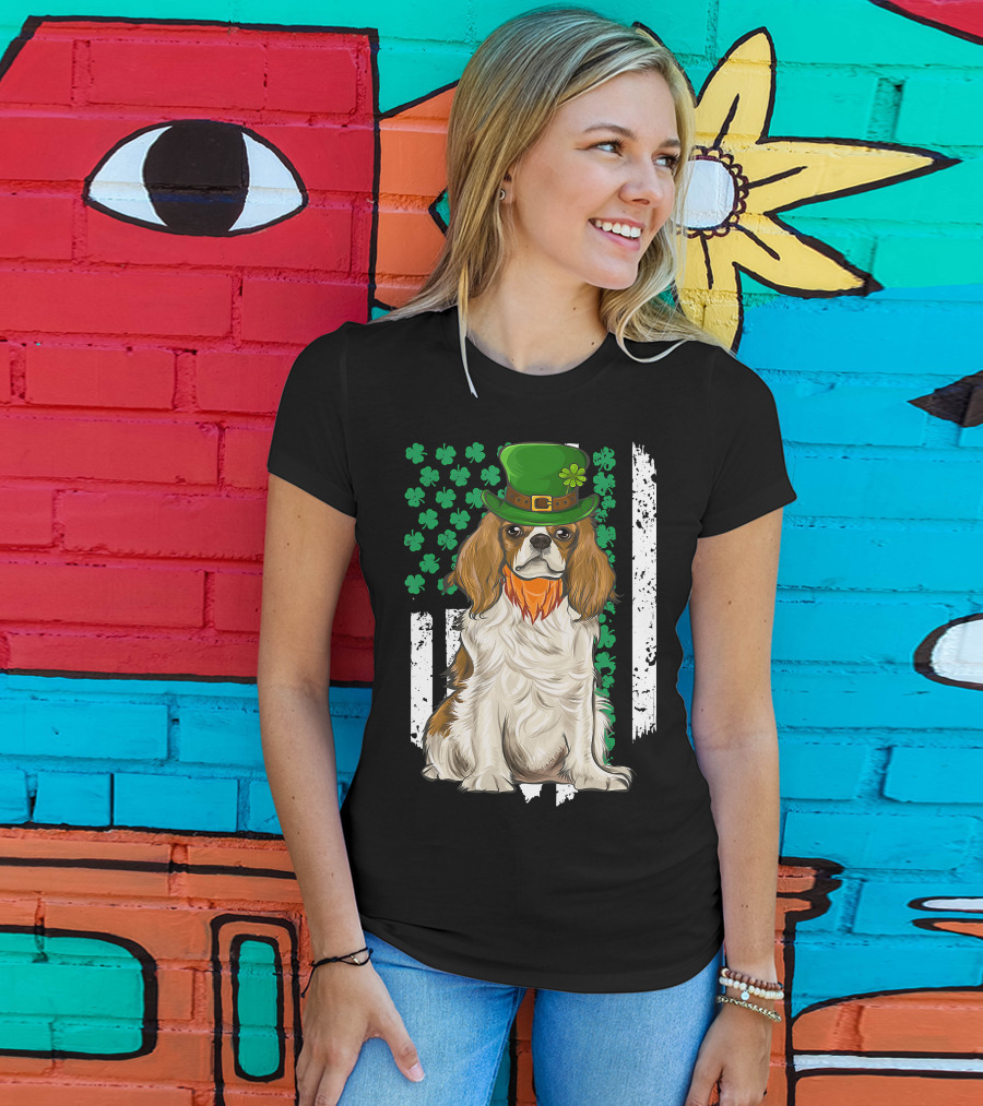 King Charles Spaniel St Patricks Day Irish Dog With Green Hat And Shamrocks T-Shirt