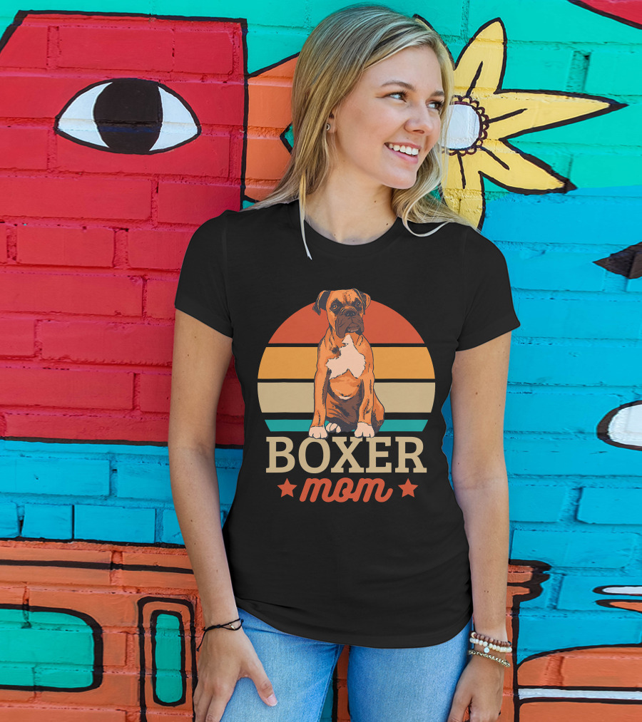 Boxer Mom Retro Sunset Pooch Love T-Shirt