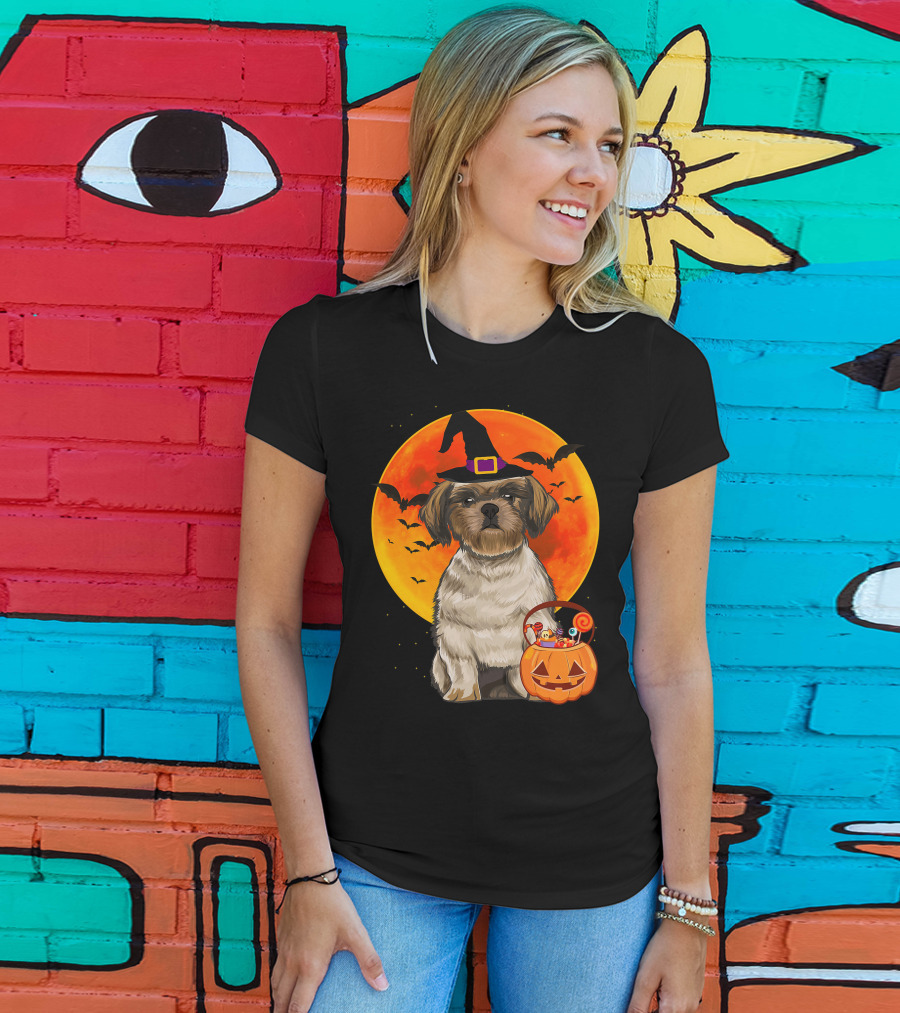 Shih Tzu Dog Halloween Jack O Lantern Pumpkin With Bats And Witch Hat T-Shirt